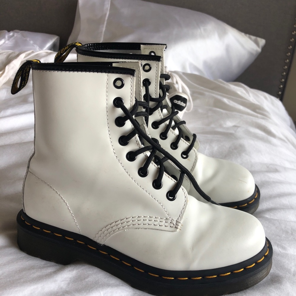 white doc martens size 5 women’s